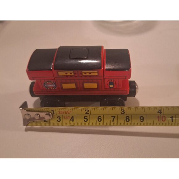 2012 Music Caboose Sodor Train Line Tested Works Red W Black Roof Wood Plastic - Picture 8 of 8